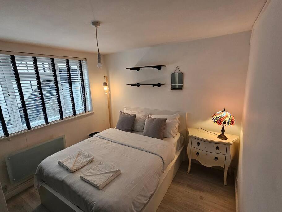 ロンドンPeaceful And Elegantアパートメント エクステリア 写真